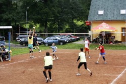 Volejbalový turnaj čtyřek 6.ročník (30.7.2011)