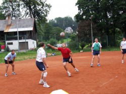 Volejbalový turnaj mužů 16.ročník (18.7.2009)