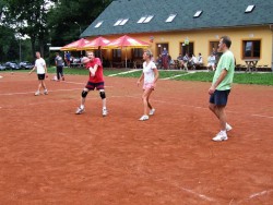 Volejbalový turnaj čtyřek 5.ročník (31.7.2010)