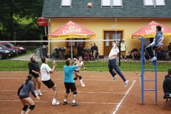 Volejbalový turnaj čtyřek 6.ročník (30.7.2011)