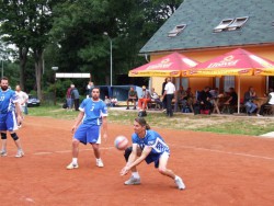 Volejbalový turnaj mužů 16.ročník (18.7.2009)