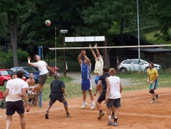 Volejbalový turnaj mužů 17.ročník (17.7.2010)